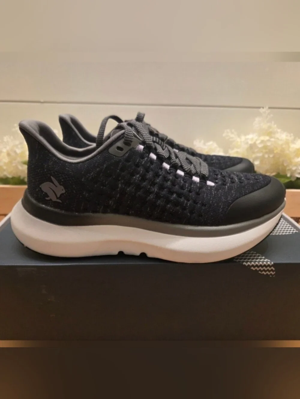 Rabbit Dream Chaser Running Shoes Women's Size 7.5 Black  New In Box
